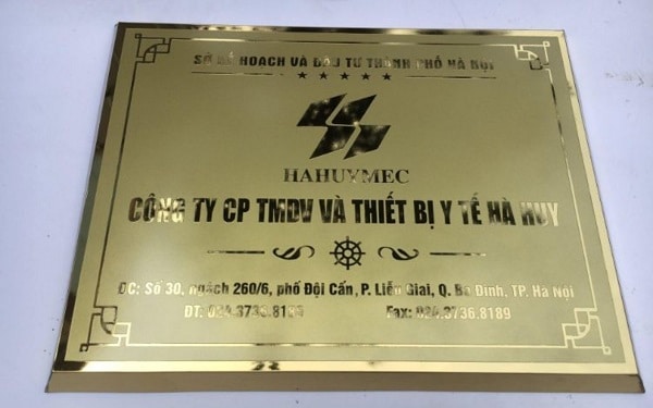Cấu tạo và quy trình chế tạo biển công ty đồng ăn mòn