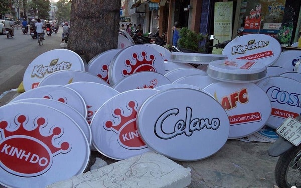 mẫu biển quảng cáo hình elip đẹp