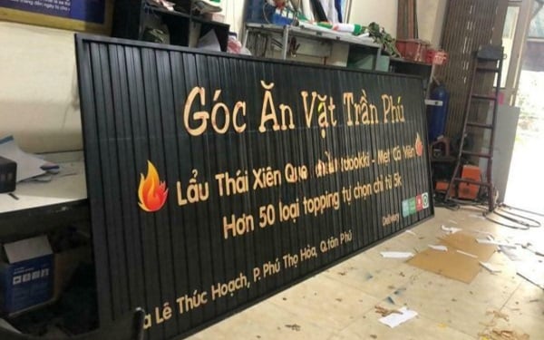 Mẫu biển quảng cáo tôn sóng đẹp - Mẫu 1