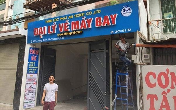 Mẫu biển quảng cáo vé máy bay đẹp - Mẫu 13