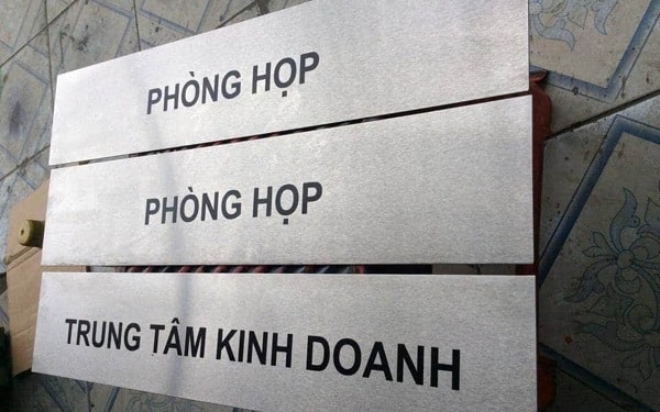 Mẫu biển phòng ban Inox